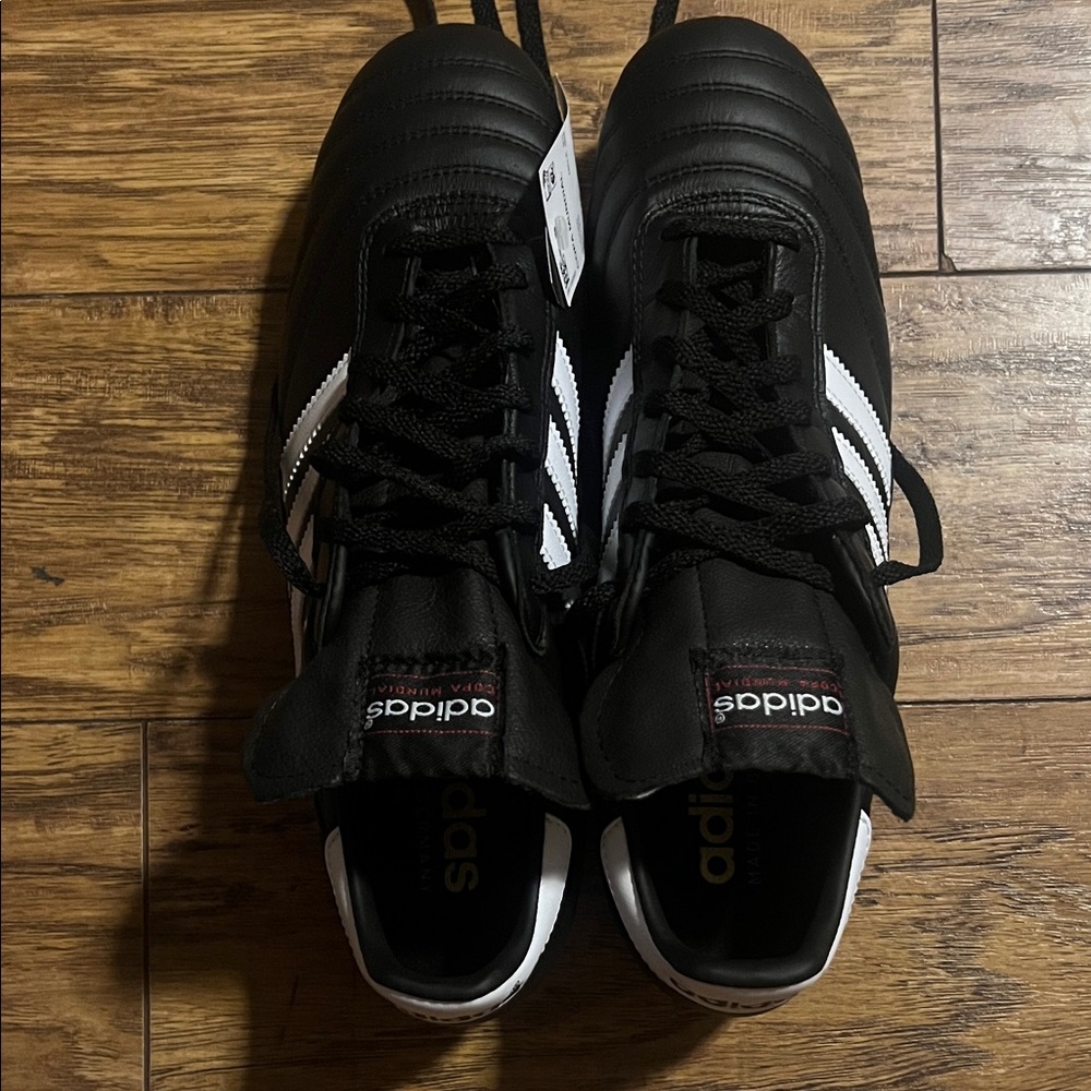 Adidas Copa Mundial firm ground cleats Men's Black/White Athletic Shoes size 10